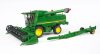 BRUDER JOHN DEERE T670i KOMBÁJN JÁTÉK
