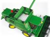 BRUDER JOHN DEERE T670i KOMBÁJN JÁTÉK